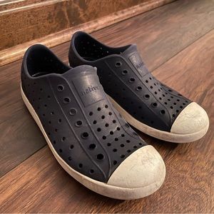 Native Jefferson navy size 3